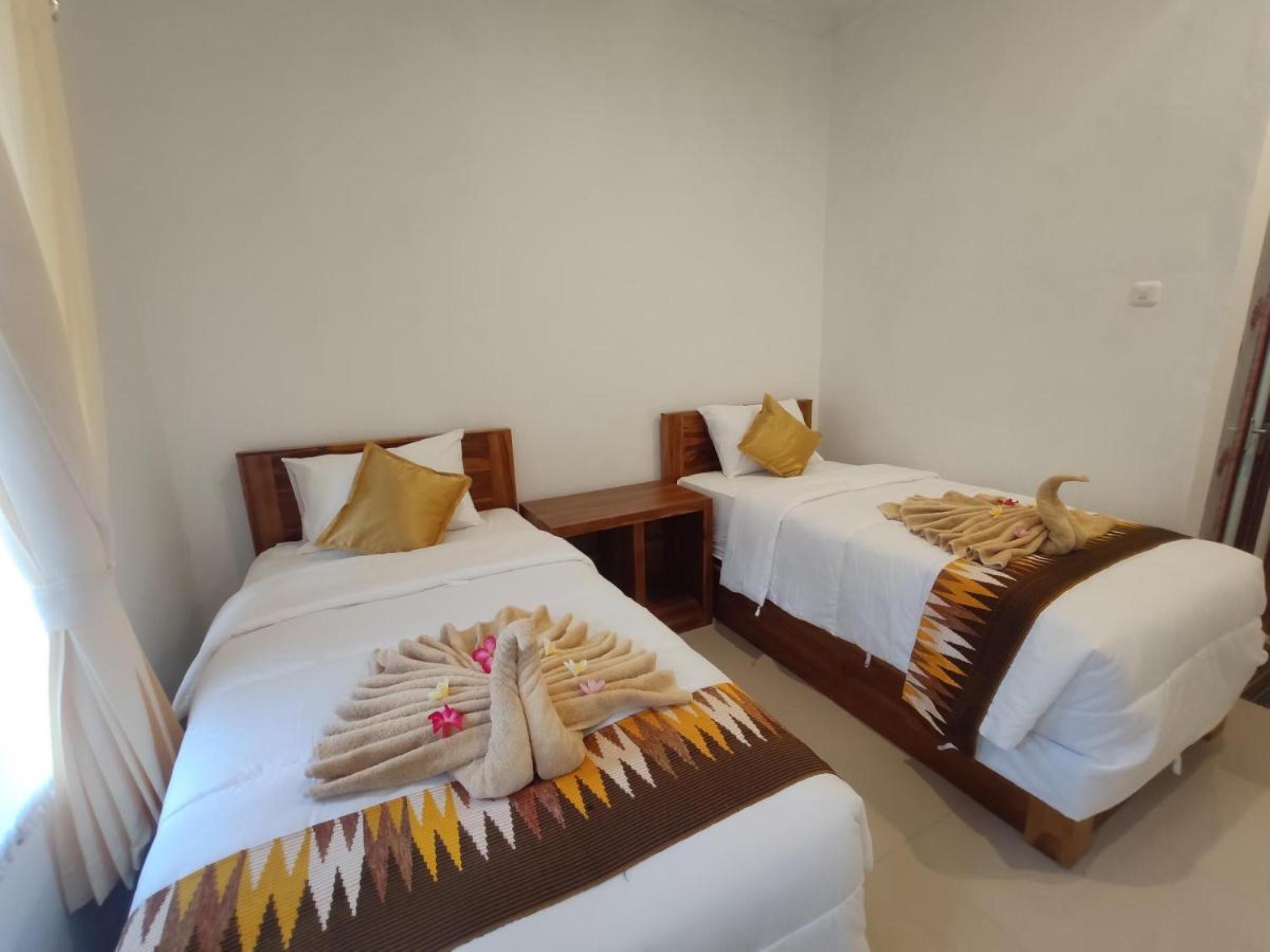 Gedhong Hostel Batununggul Exteriör bild