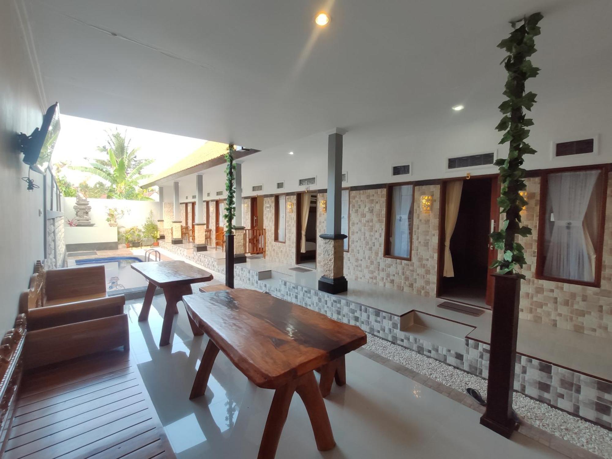 Gedhong Hostel Batununggul Exteriör bild