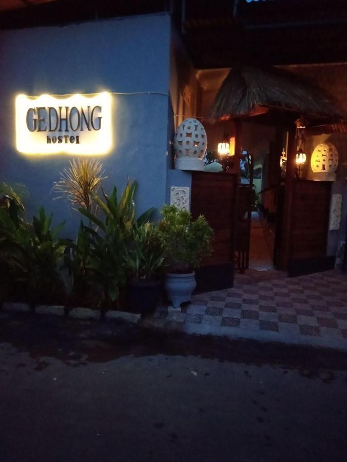 Gedhong Hostel Batununggul Exteriör bild